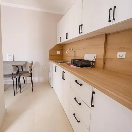 アパート Nuve Sea View Apartment Golem Durres ゴーレム