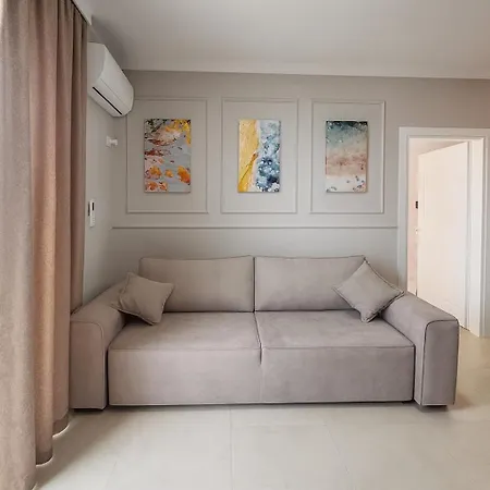 アパート Nuve Sea View Apartment Golem Durres ゴーレム